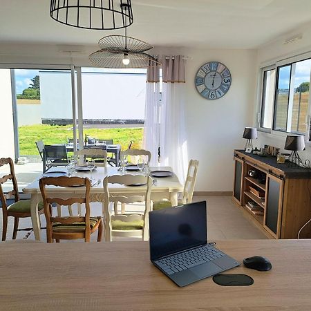 Single Storey Holiday Home In Cléder Exteriér fotografie