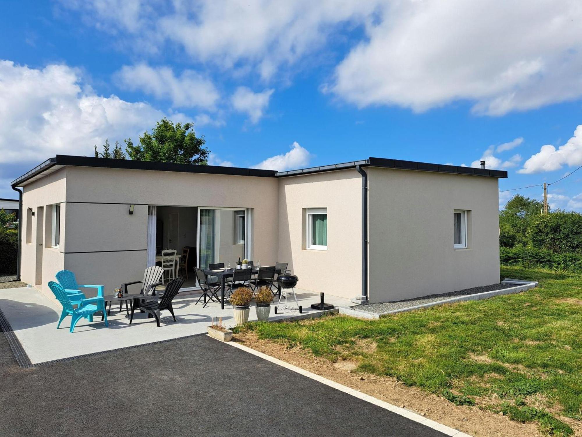 Single Storey Holiday Home In Cléder Exteriér fotografie