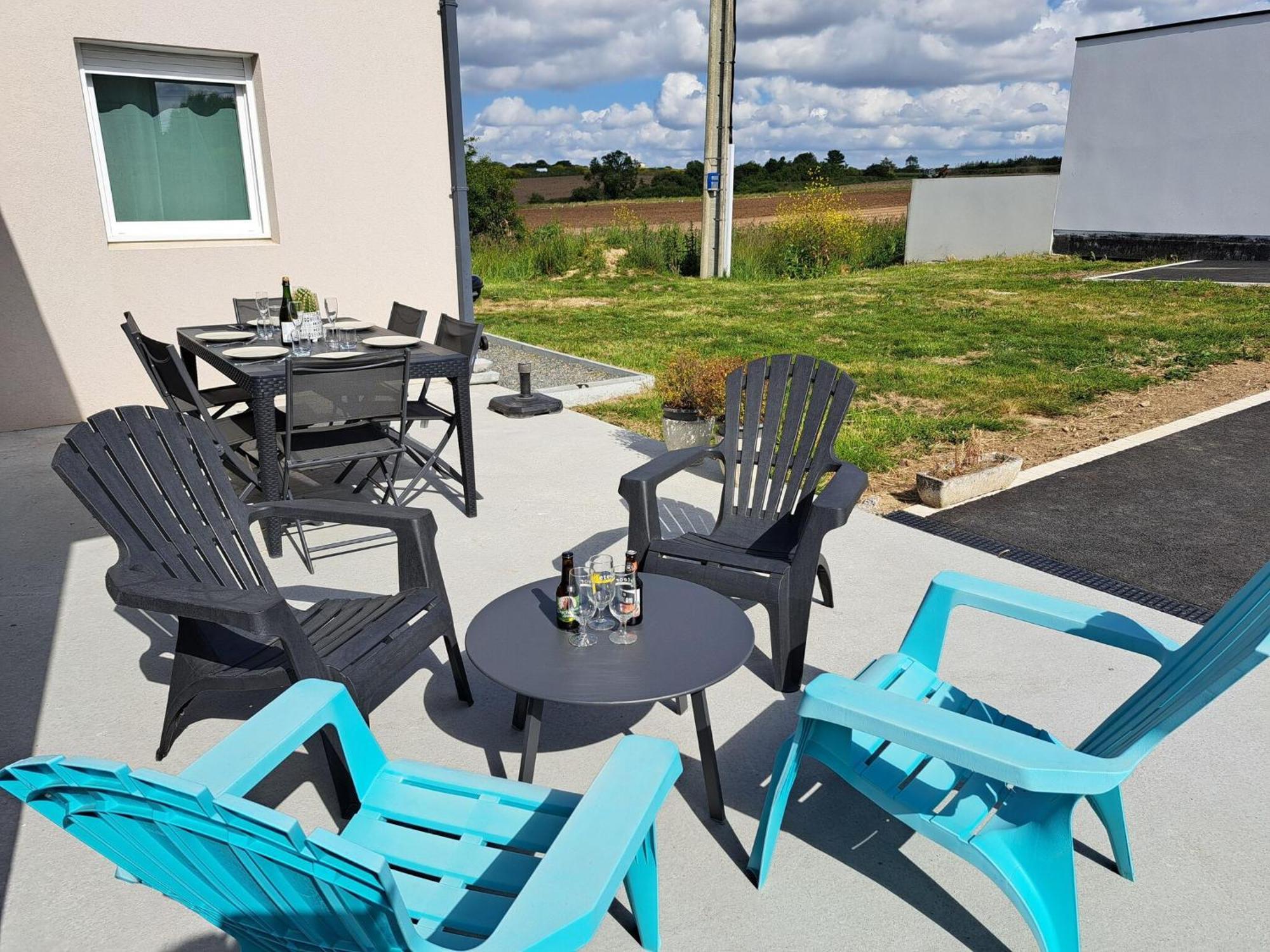 Single Storey Holiday Home In Cléder Exteriér fotografie